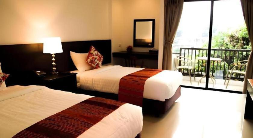 Baan Nan Hotel Eksteriør bilde
